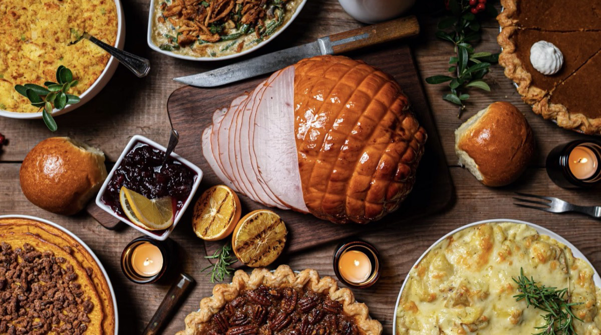 A holiday dinner waiting to be enjoyed. Unsplash - Jed Owen