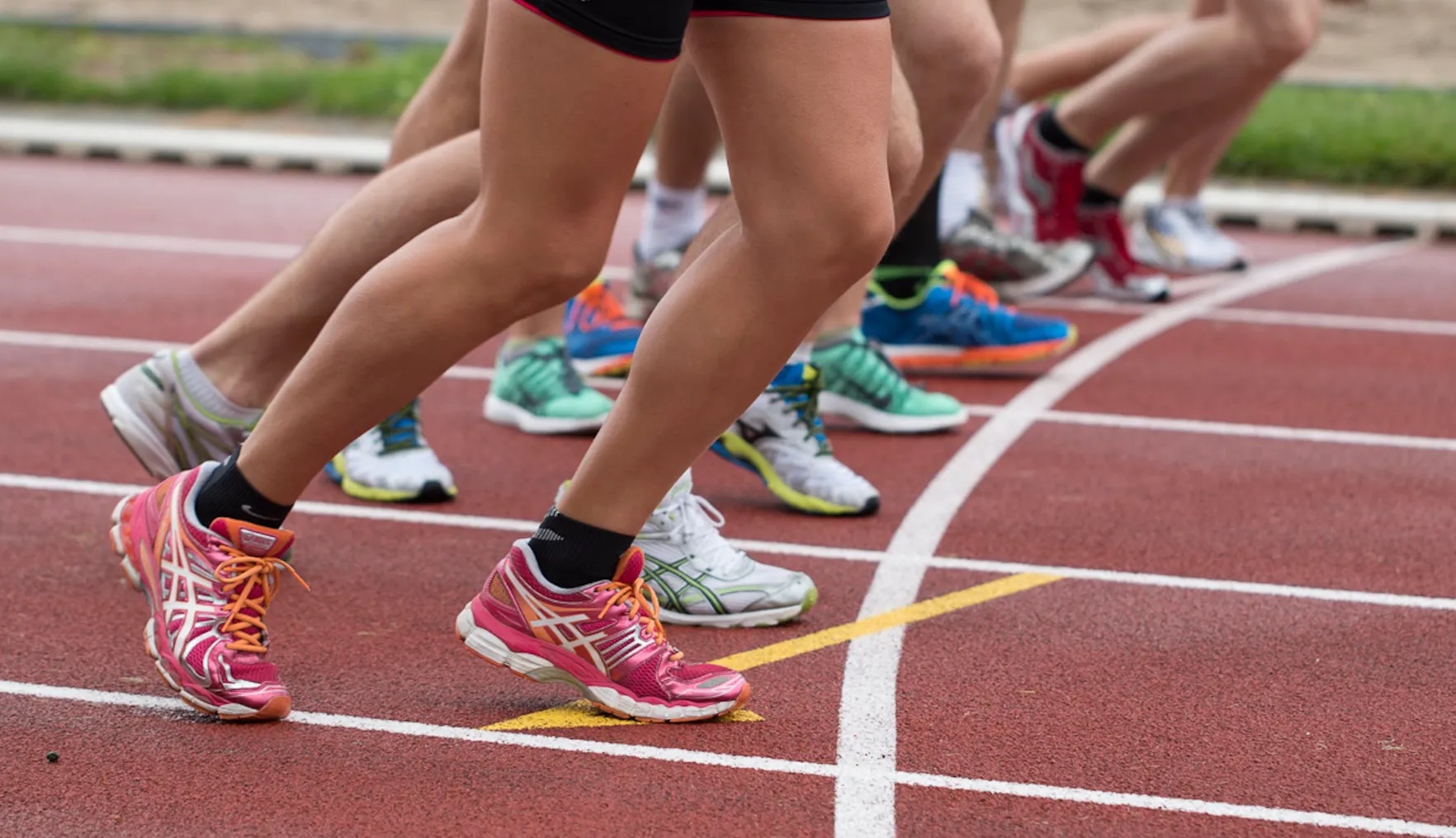 Runners waiting for the starting gun. Image: Pexels - Snapwire