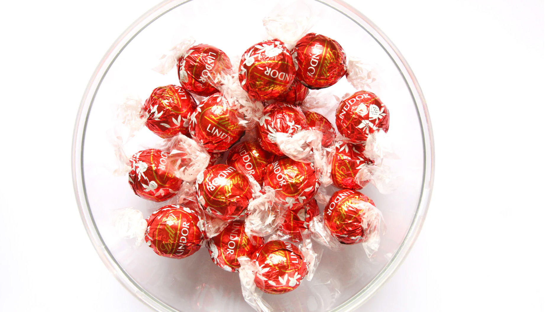 A bowl of Lindt chocolates 