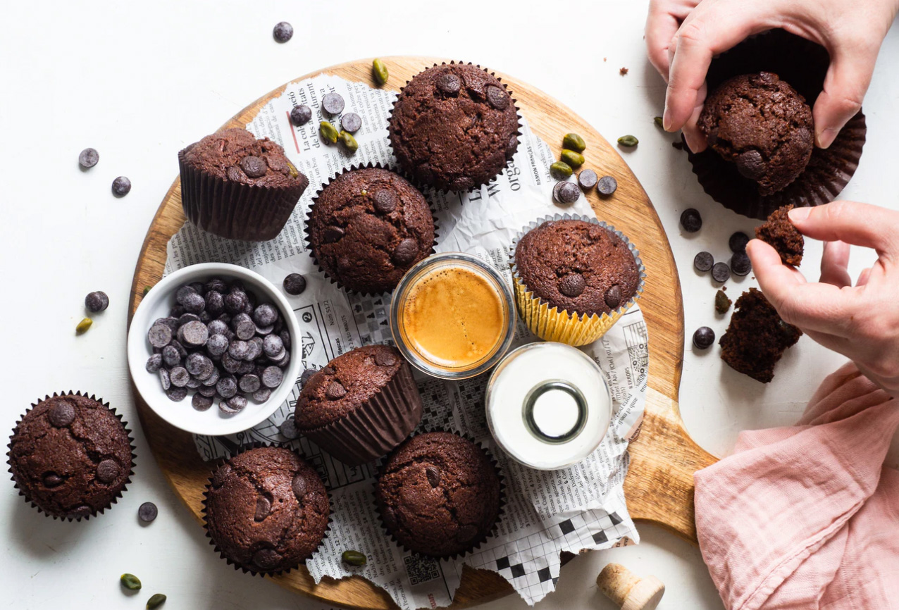 Chocolate chip muffins. Unsplash - Oriol Portell