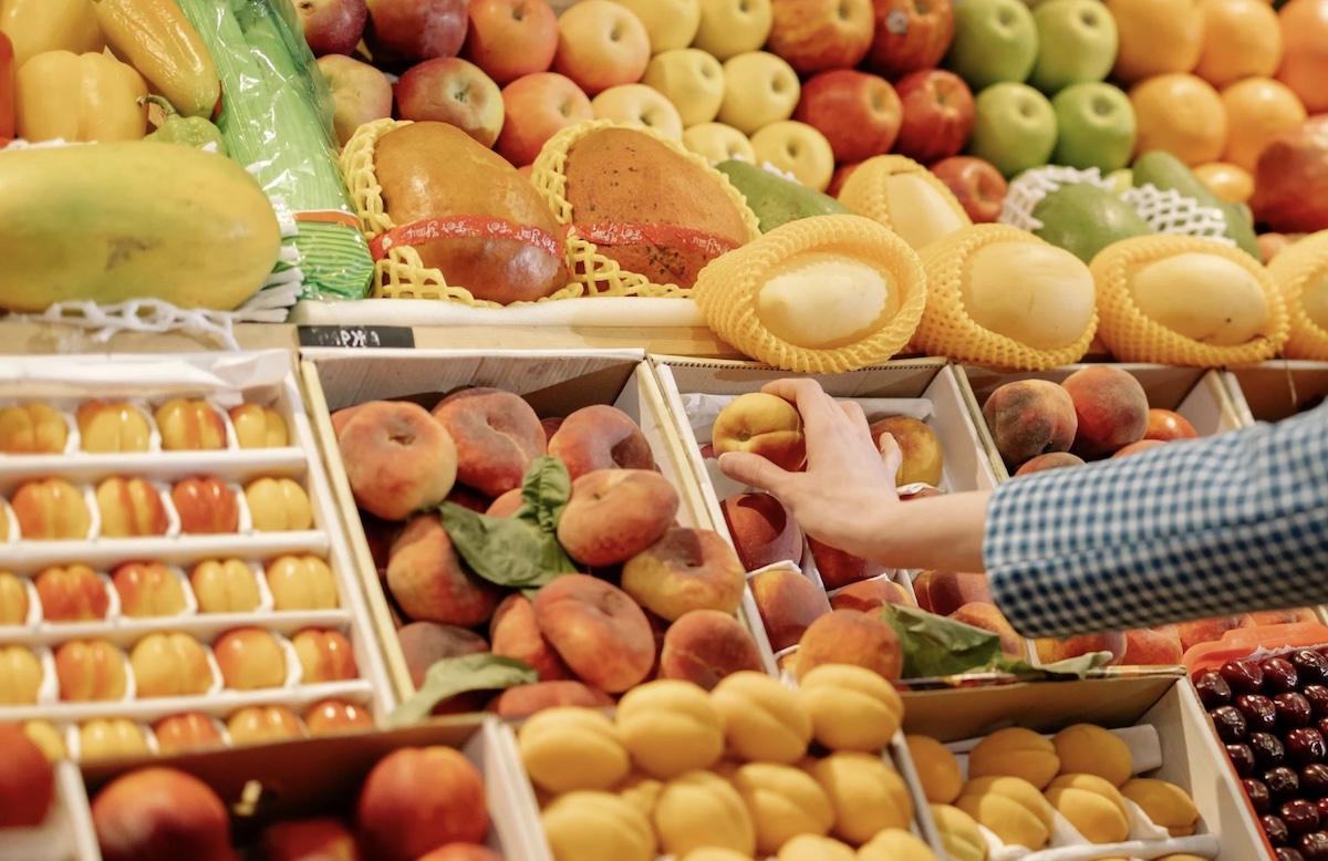 Grocery shopping. Image: Pexels - cottonbro studio